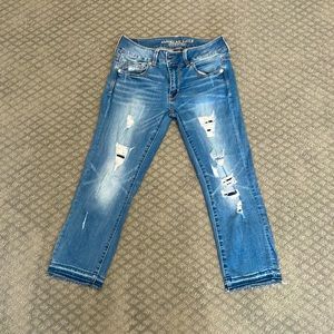 American Eagle cropped distressed jeans
